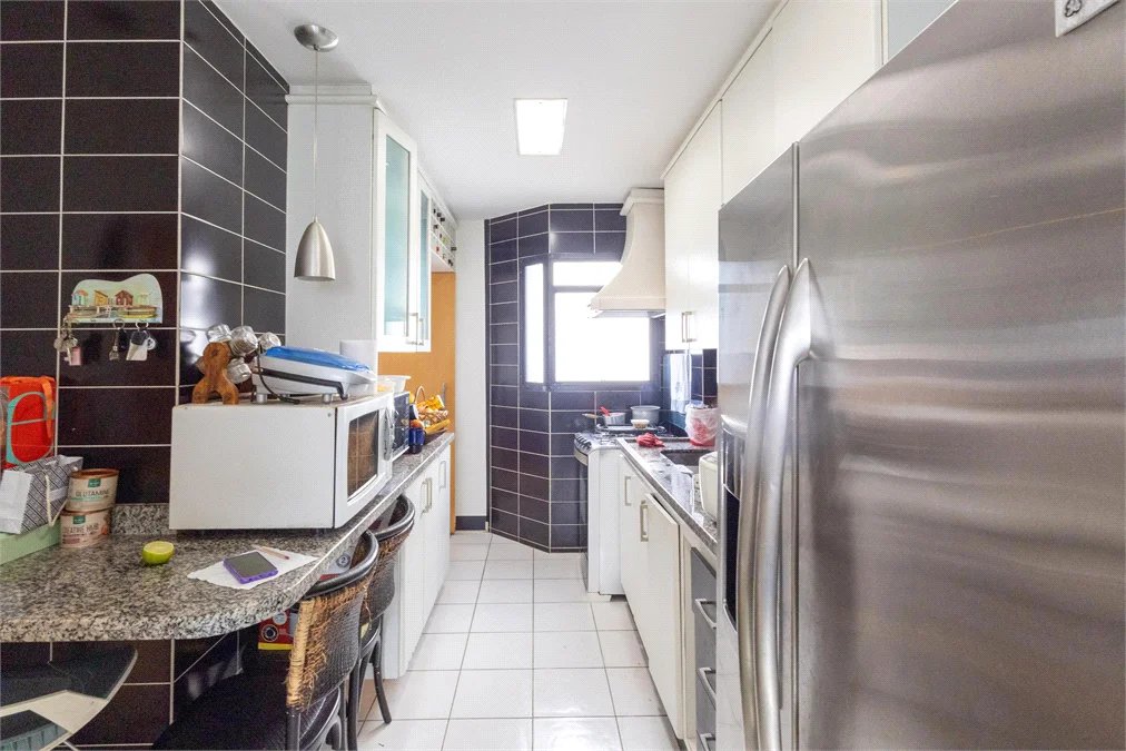 Apartamento à venda com 3 quartos, sendo 2 suítes, em Cidade Monções, São Paulo, SP