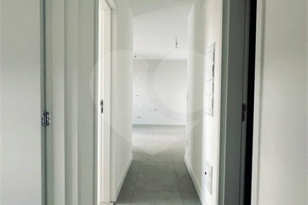 Apartamento à venda com 3 quartos, sendo 1 suíte, em Cidade Alta, Cuiabá, MT