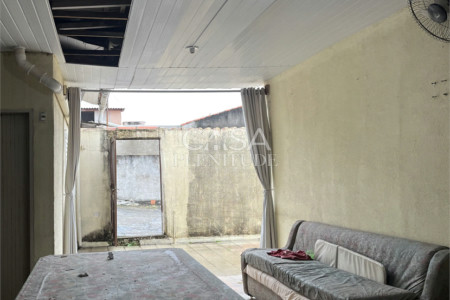 Casa Térrea à venda com 4 quartos, sendo 1 suíte,  em Vossoroca, Votorantim, SP