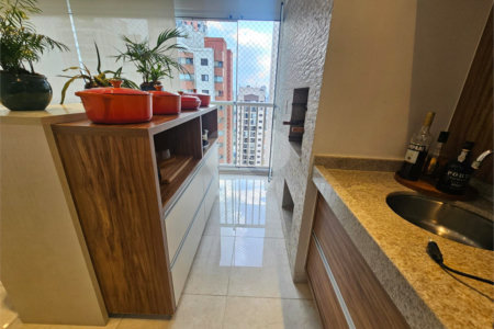 Apartamento à venda com 3 quartos, sendo 1 suíte, em Vila Regente Feijó, São Paulo, SP