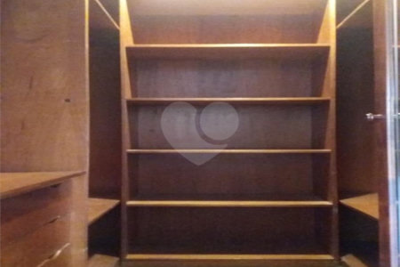 Apartamento à venda com 4 quartos, sendo 3 suítes,  em Vila Andrade, São Paulo, SP