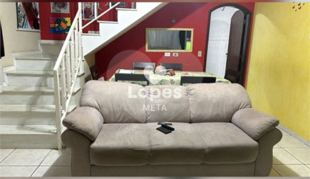 Sobrado à venda com 3 quartos, sendo 1 suíte,  em Residencial Bosque dos Ipês, São José dos Campos, SP