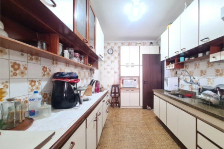 Apartamento à venda com 3 quartos, sendo 1 suíte, em Jardim das Acácias, São Paulo, SP