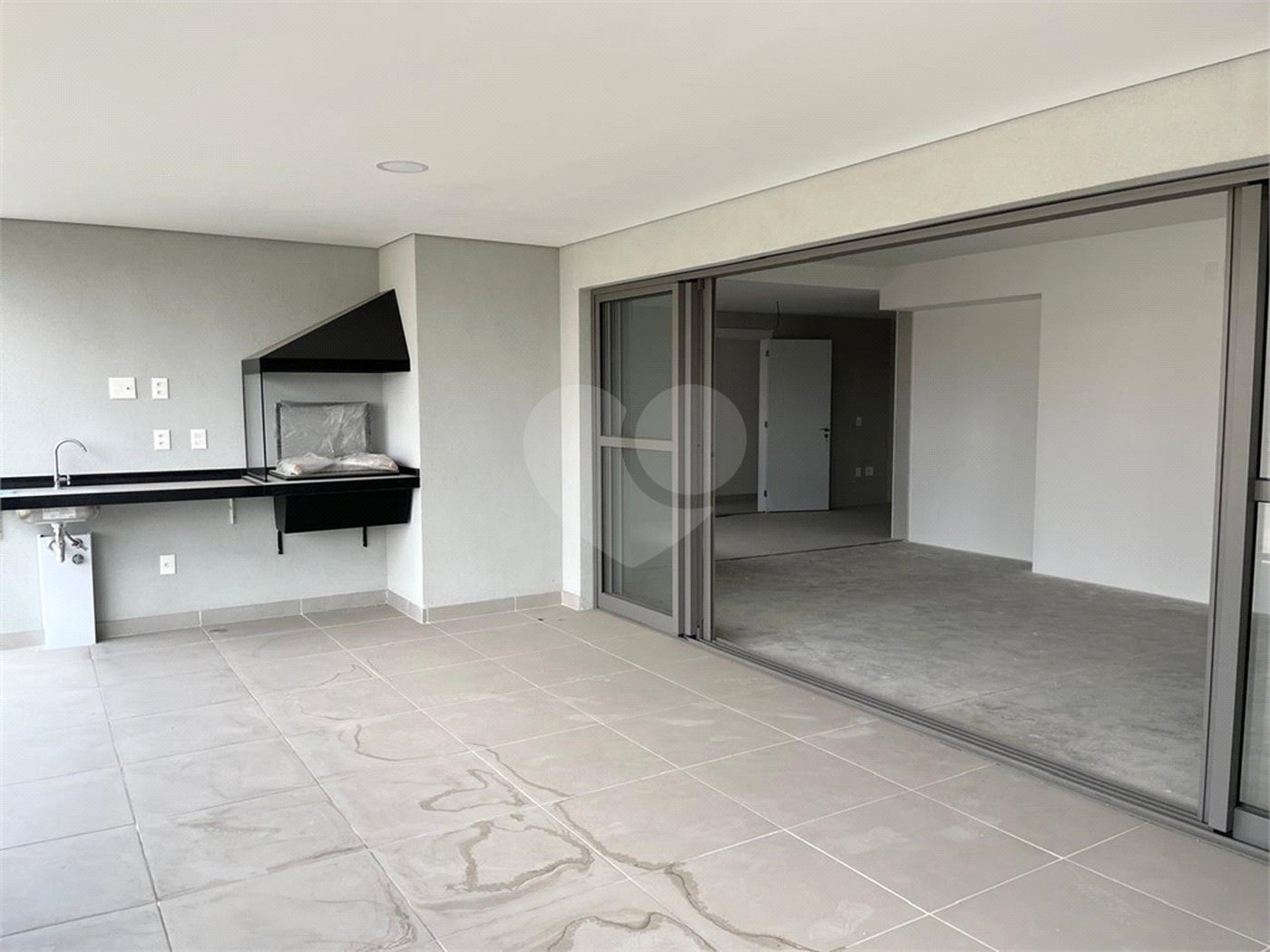 Apartamento à venda com 3 suítes em Paraíso, São Paulo, SP
