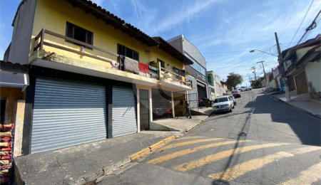 Salão para alugar em Vila Júlia, Poá, SP