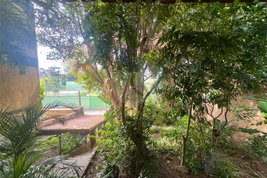 Casa à venda com 3 quartos em Horto, São Paulo, SP