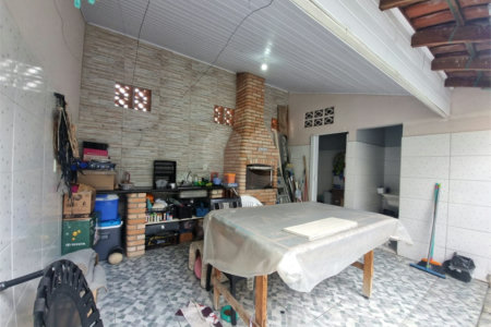 Casa à venda com 2 quartos, sendo 1 suíte,  em Aparecidinha, Sorocaba, SP