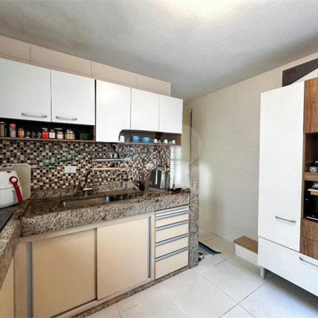 Casa à venda com 3 quartos em Jardim Monte Azul, São Paulo, SP