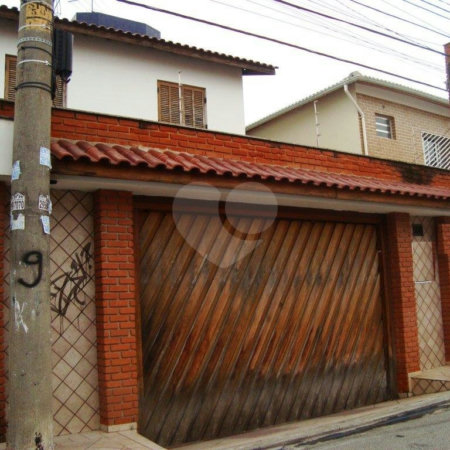 Sobrado à venda com 4 quartos, sendo 2 suítes, em Santa Teresinha, São Paulo, SP