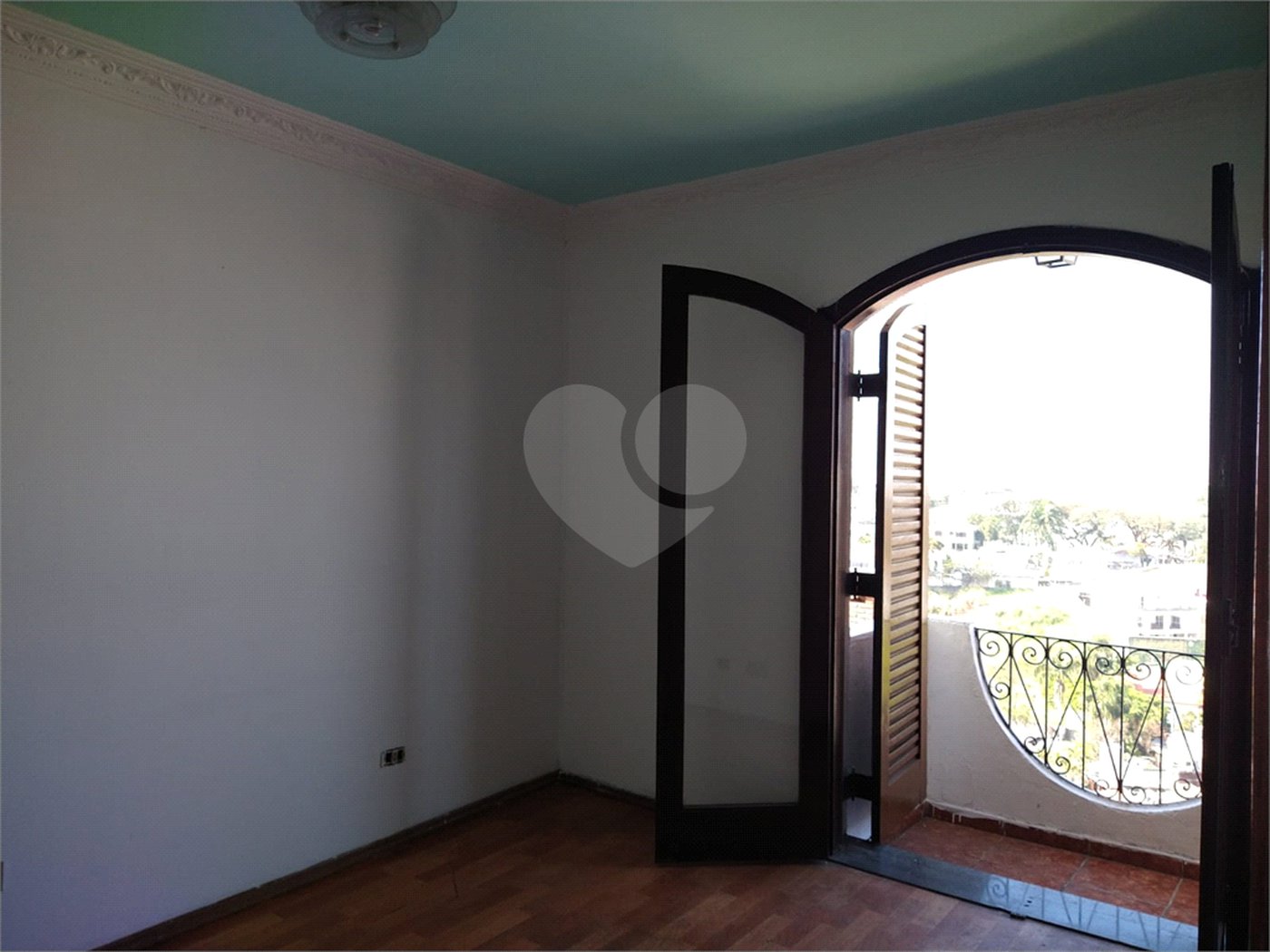 Casa à venda ou para alugar com 3 quartos, sendo 1 suíte, em Jardim São Bento, São Paulo, SP