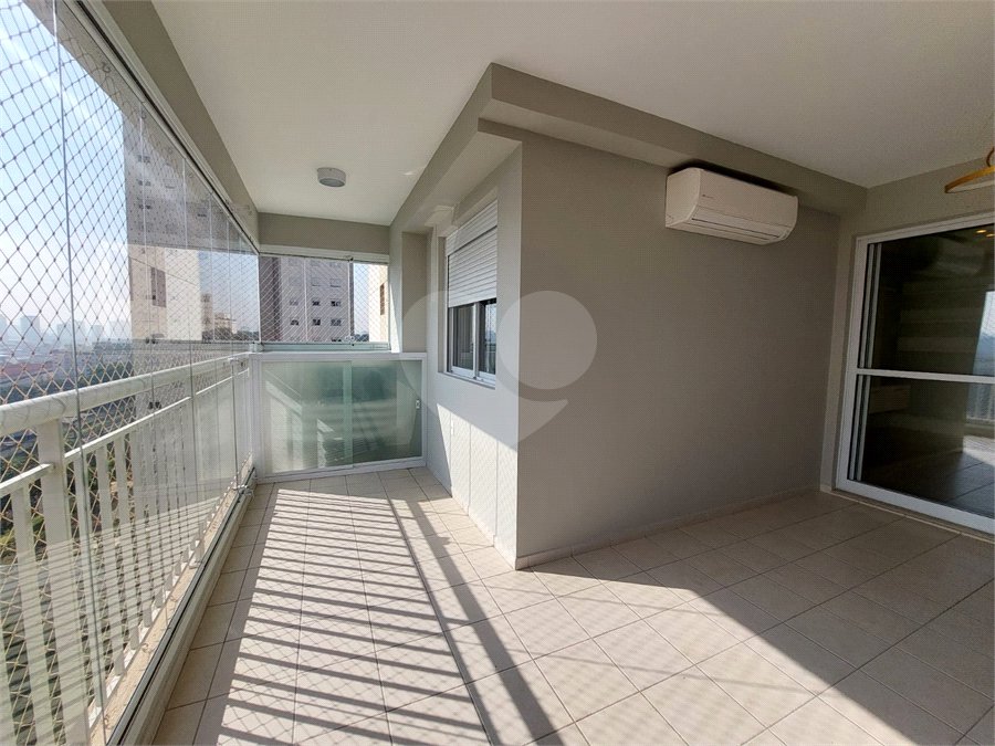 Apartamento à venda com 3 quartos, sendo 1 suíte, em Vila Leopoldina, São Paulo, SP