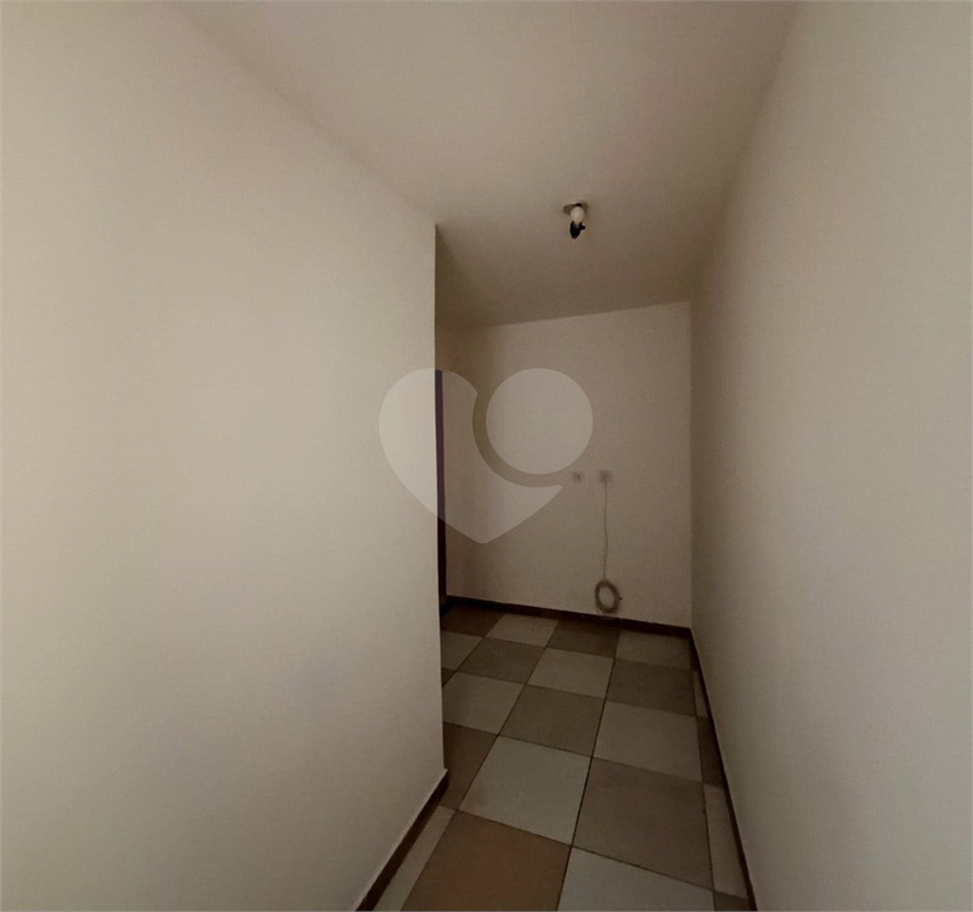 Casa para alugar com 1 quarto no condomínio Cond R Claudio Rodrigues Lopes, São Paulo - SP