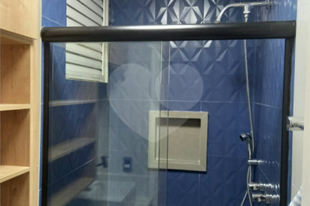 Apartamento à venda com 3 quartos, sendo 1 suíte,  em Vila Olímpia, São Paulo, SP