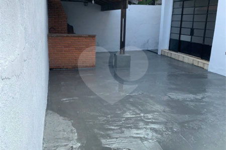 Casa à venda com 4 quartos, sendo 3 suítes, em Jardim Alvorada (zona Oeste), São Paulo, SP