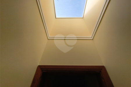 Casa à venda com 5 quartos, sendo 1 suíte,  em Jardim Colombo, Itapetininga, SP