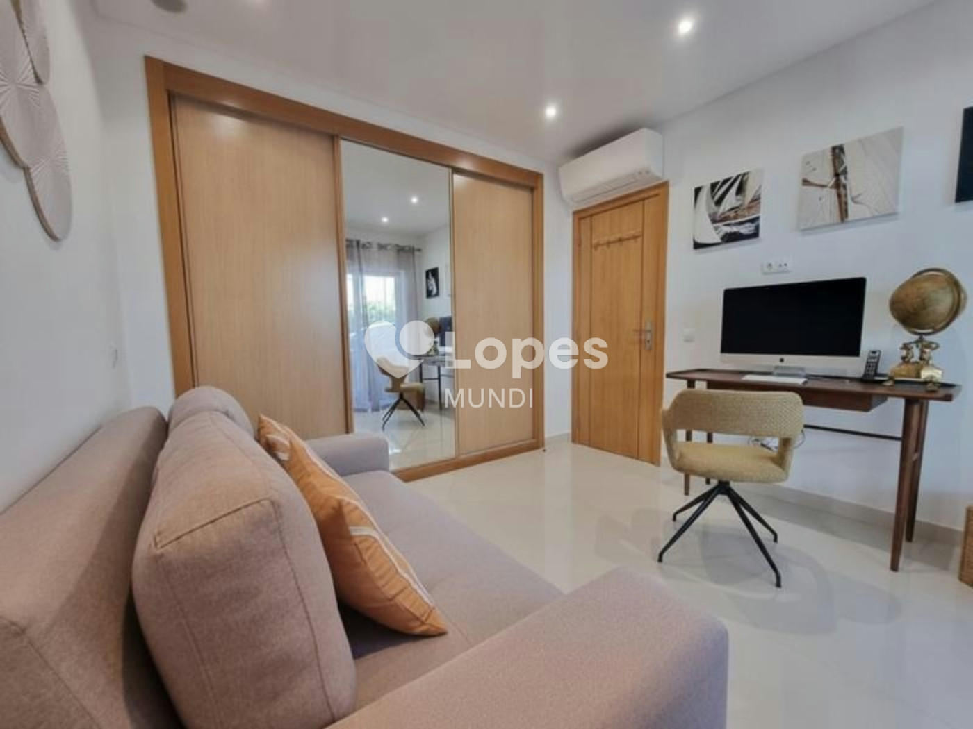 Casa com 4 quartos à venda em Albufeira, Algarve, Portugal – Vista para o mar e piscina