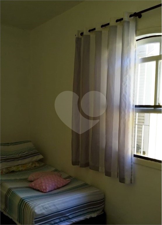 Casa à venda com 4 quartos, sendo 1 suíte, em Cidade Kemel, Poá, SP
