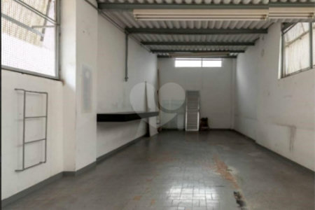 Casa à venda ou para alugar com 9 quartos em Vila Mariana, São Paulo, SP