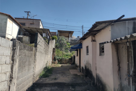 Casa à venda com 2 quartos em Vila Cintra, Mogi das Cruzes, SP