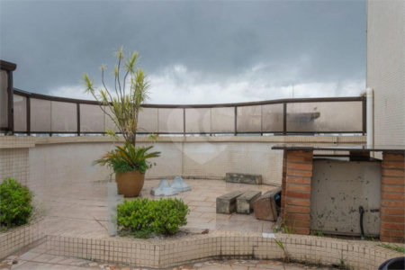 Apartamento à venda com 4 suítes em Moema, São Paulo, SP