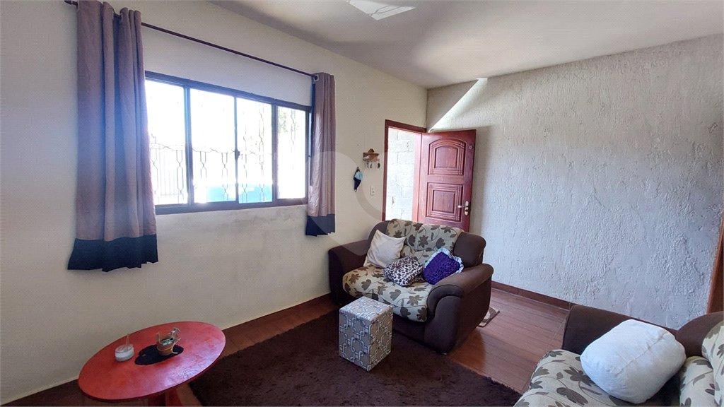 Casa à venda com 2 quartos em Residencial Hípica Jaguari, Bragança Paulista, SP