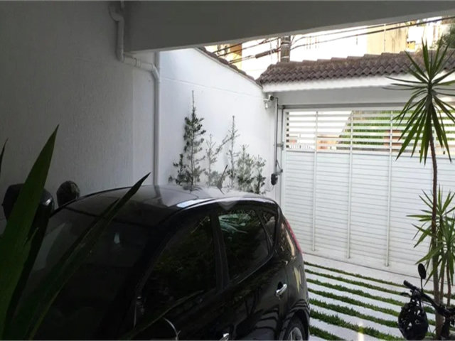Sobrado à venda com 2 suítes em Jardim Virginia Bianca, São Paulo, SP