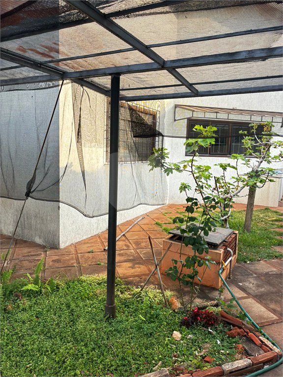 Sobrado para alugar com 4 quartos, sendo 2 suítes,  no Centro, Três Lagoas, MS