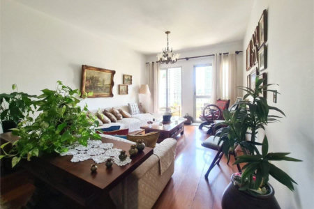 Apartamento à venda com 3 quartos, sendo 1 suíte, em Jardim das Acácias, São Paulo, SP