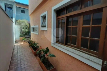 Casa de Vila à venda com 3 quartos, sendo 1 suíte, em Alto da Boa Vista, São Paulo, SP