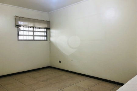 Sobrado à venda com 4 quartos, sendo 1 suíte, em Santana, São Paulo, SP