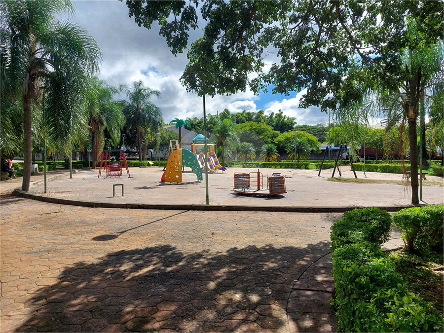 Terreno à venda no condomínio Jardim Santa Maria, Vinhedo - SP