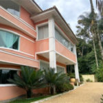 Casa à venda com 4 suítes no condomínio Parque Imperial da Cantareira, Mairiporã - SP