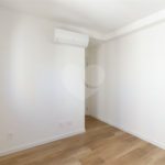 Apartamento à venda com 3 suítes em Vila Anastácio, São Paulo, SP