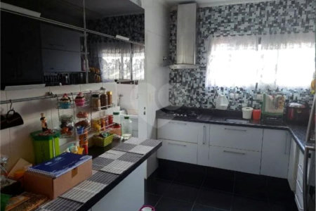 Apartamento à venda com 3 quartos, sendo 1 suíte,  em Jardim Japão, São Paulo, SP