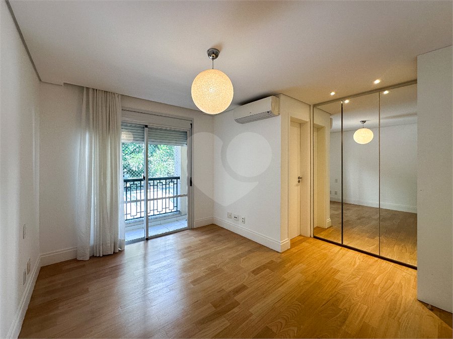 Casa à venda com 4 suítes no condomínio Quadra Real Campo Belo, São Paulo - SP