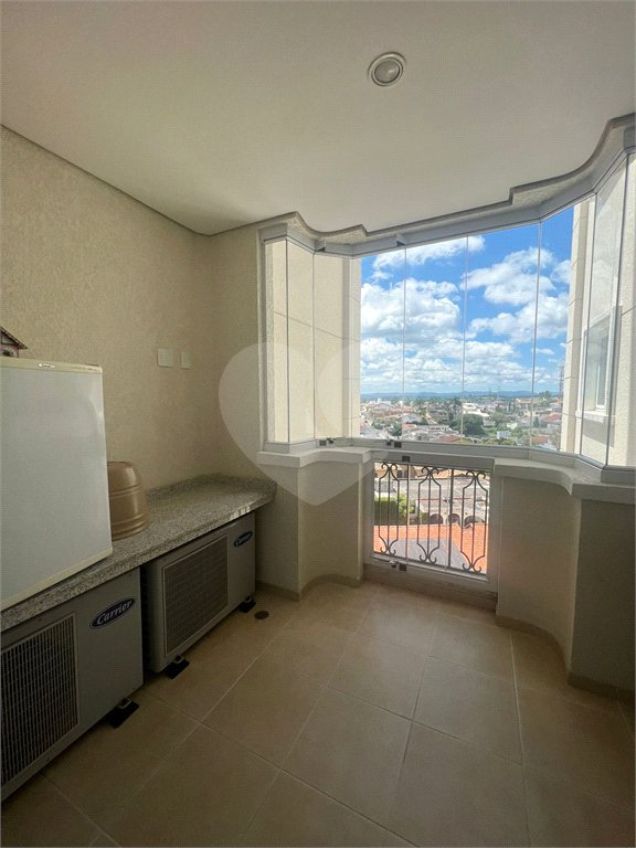 Apartamento à venda com 4 quartos, sendo 2 suítes,  em Vila Oliveira, Mogi das Cruzes, SP