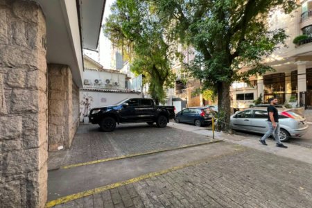 Casa para alugar, 305 m² por R$ 31.379,07 - Boqueirão - Santos/SP