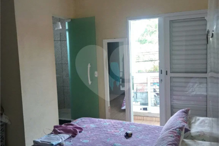 Sobrado à venda com 4 quartos em Tremembé, São Paulo, SP