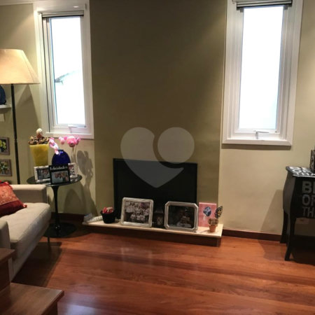 Casa à venda com 2 suítes no condomínio Vilagio Viccino, São Paulo - SP