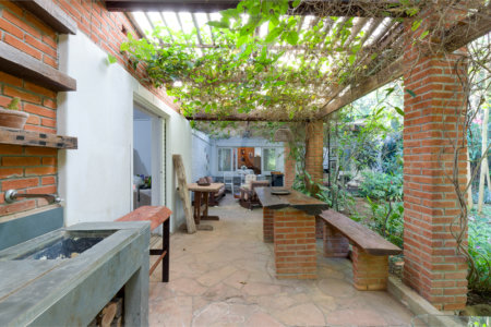 Casa Térrea à venda com 5 quartos, sendo 2 suítes, em Alto da Boa Vista, São Paulo, SP