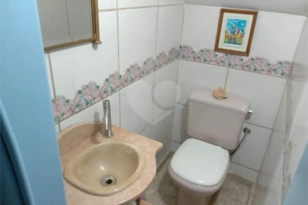 Sobrado à venda com 3 quartos em Jardim Trussardi, São Paulo, SP
