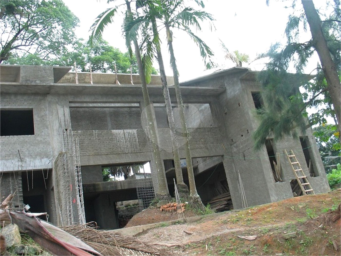 Casa à venda com 4 suítes em Jardim Floresta, São Paulo, SP