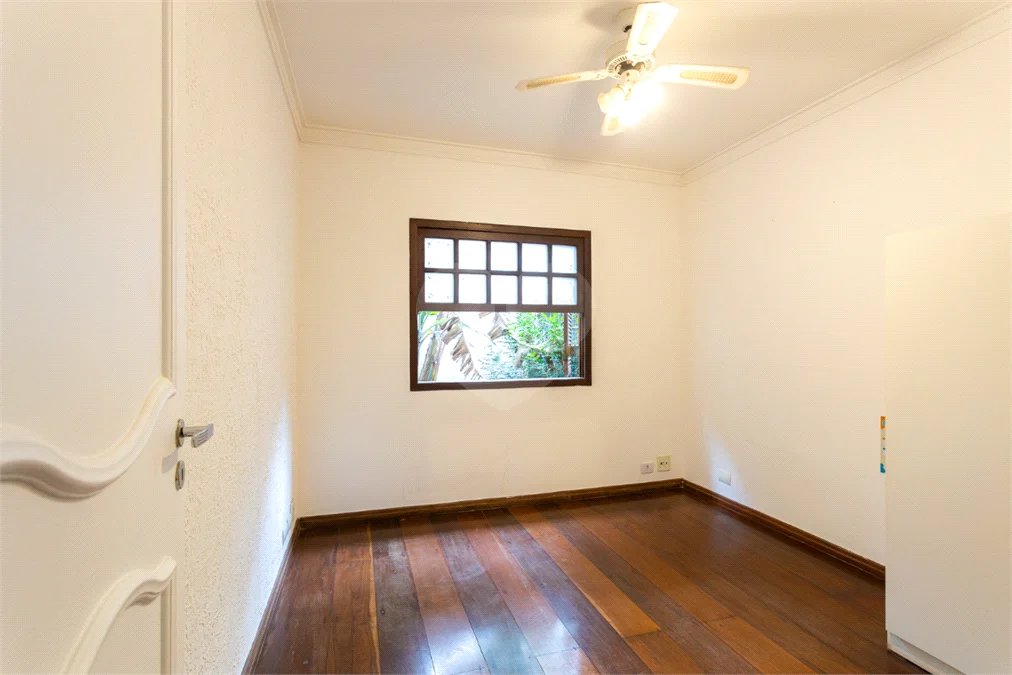 Casa Térrea à venda com 3 quartos, sendo 2 suítes, em Jardim Marajoara, São Paulo, SP