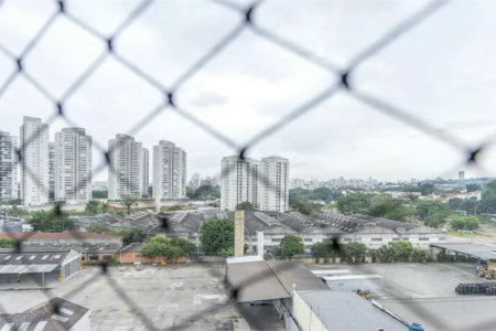 Apartamento à venda com 3 quartos, sendo 1 suíte, em Vila Anastácio, São Paulo, SP