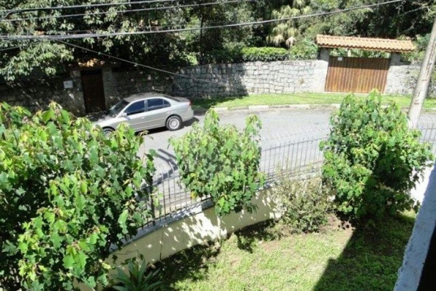 Sobrado à venda com 3 quartos, sendo 1 suíte, em Tremembé, São Paulo, SP