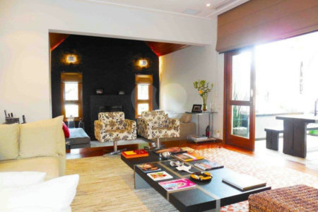Casa à venda com 4 suítes no condomínio Vilaggio Monte Alegre, São Paulo - SP