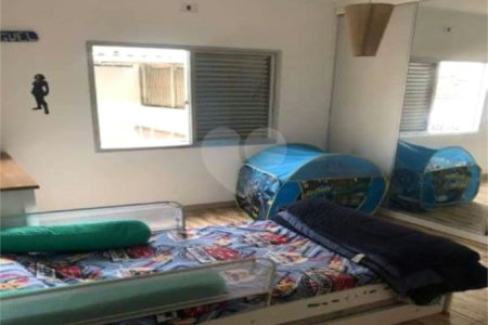 Sobrado à venda com 2 quartos em Santana, São Paulo, SP