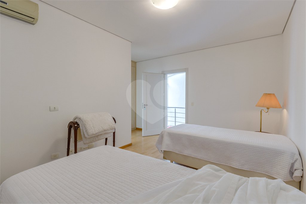 Casa à venda ou para alugar com 4 suítes no condomínio Villa Di San Marino, São Paulo - SP