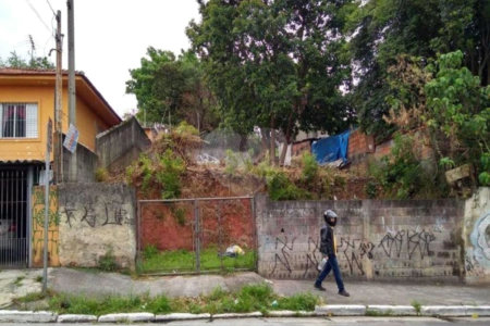 Terreno à venda em Jardim Cambara, São Paulo, SP