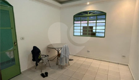 Casa à venda com 3 quartos, sendo 1 suíte,  em Loteamento Residencial Vista Linda, São José dos Campos, SP